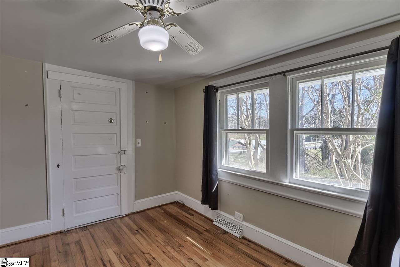 201 Old Liberty Road Easley, SC 29640 - Photo 26 of 36