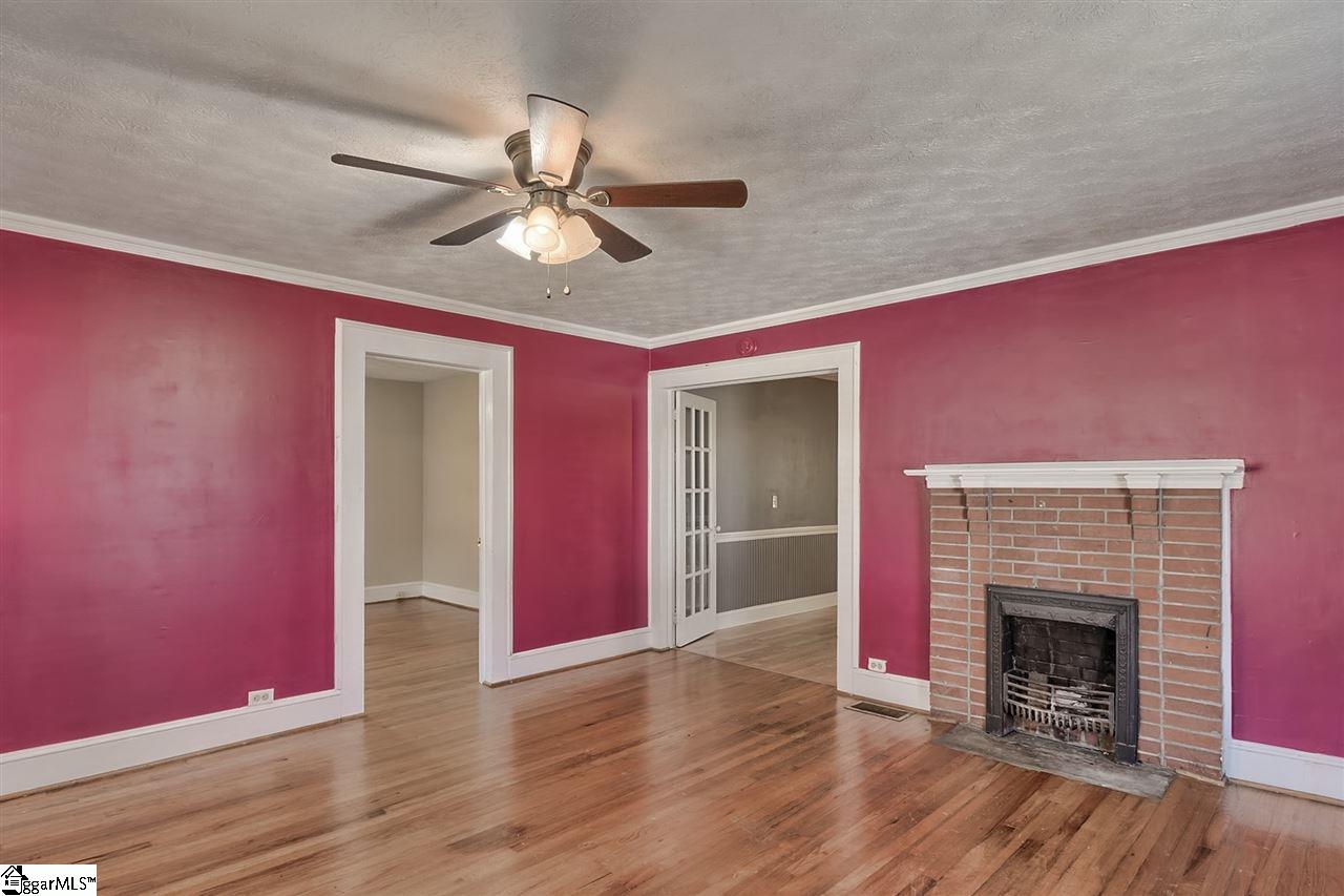 201 Old Liberty Road Easley, SC 29640 - Photo 4 of 36
