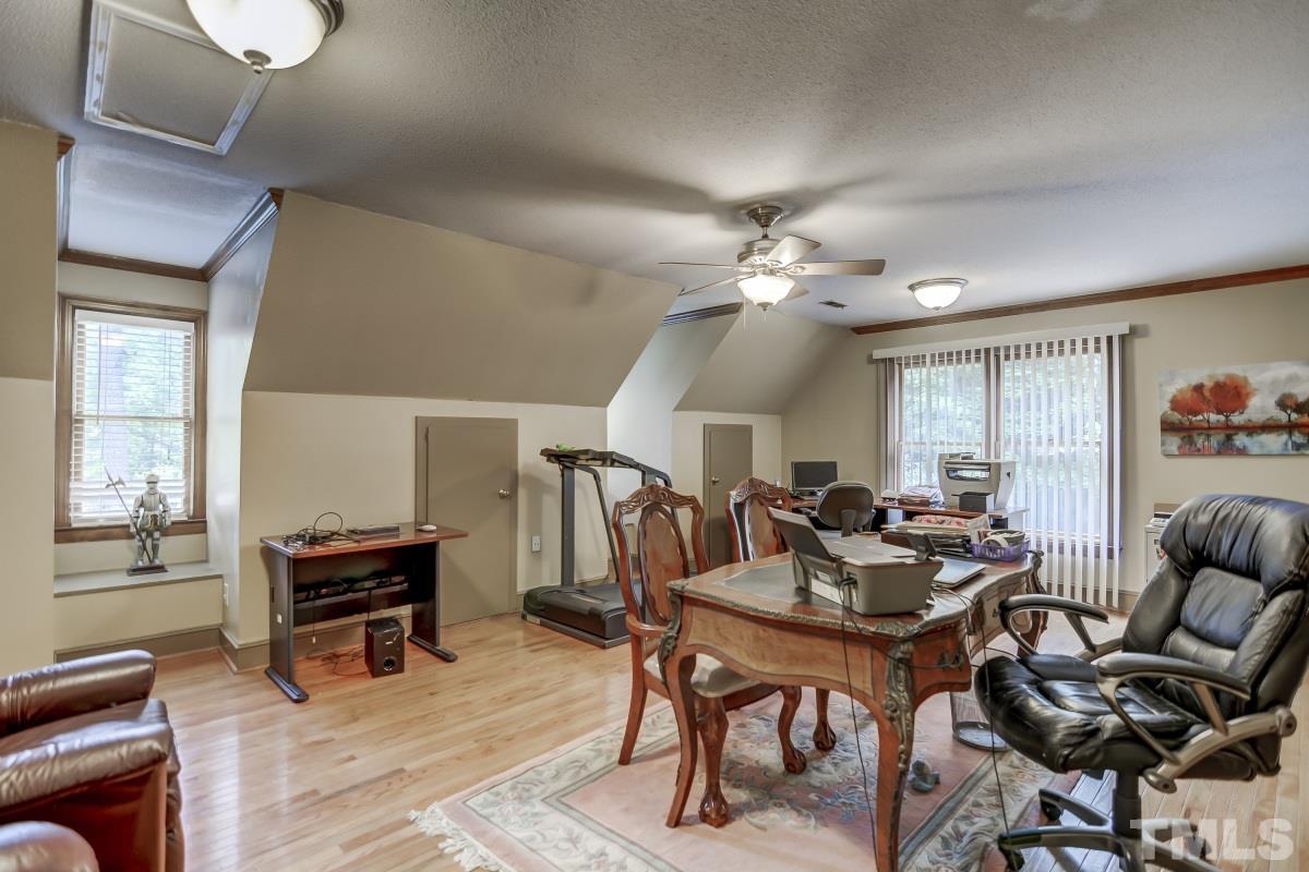 10705 Dunhill Terrace Raleigh, NC 27615 - Photo 17 of 26