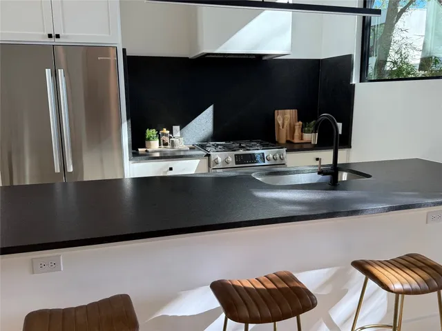 $799,900 | 1604 Nash Avenue, Unit B, Austin, TX 78704