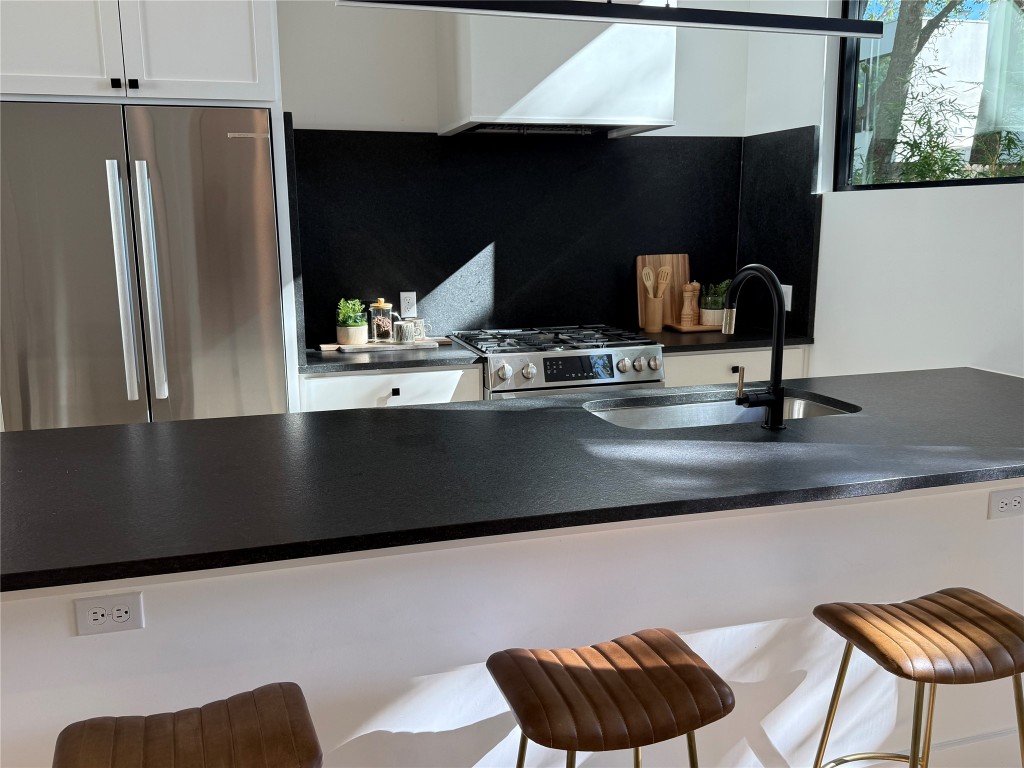 1604 Nash Avenue, Unit B Austin, TX 78704 - Photo 13 of 35