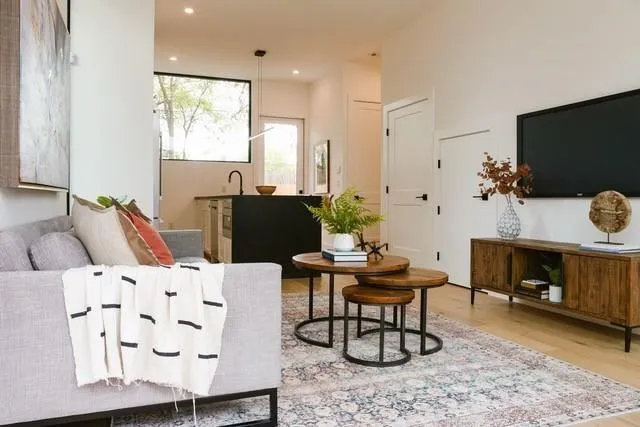 $799,900 | 1604 Nash Avenue, Unit B, Austin, TX 78704