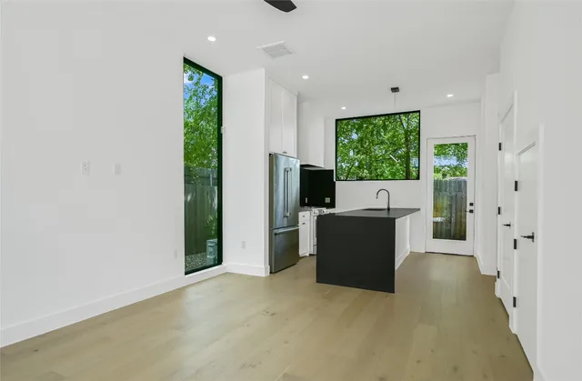 $799,900 | 1604 Nash Avenue, Unit B, Austin, TX 78704