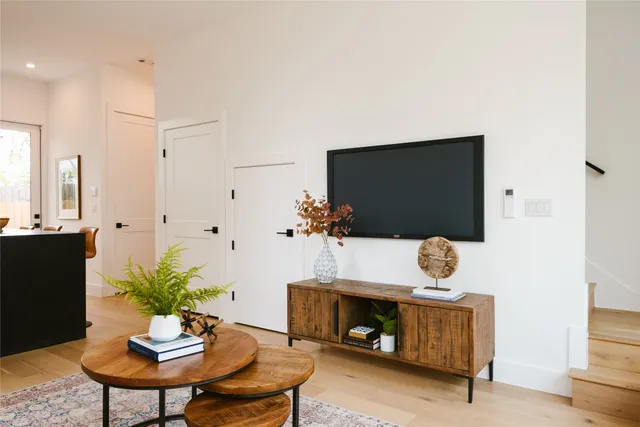 $719,900 | 1604 Nash Avenue, Unit B, Austin, TX 78704