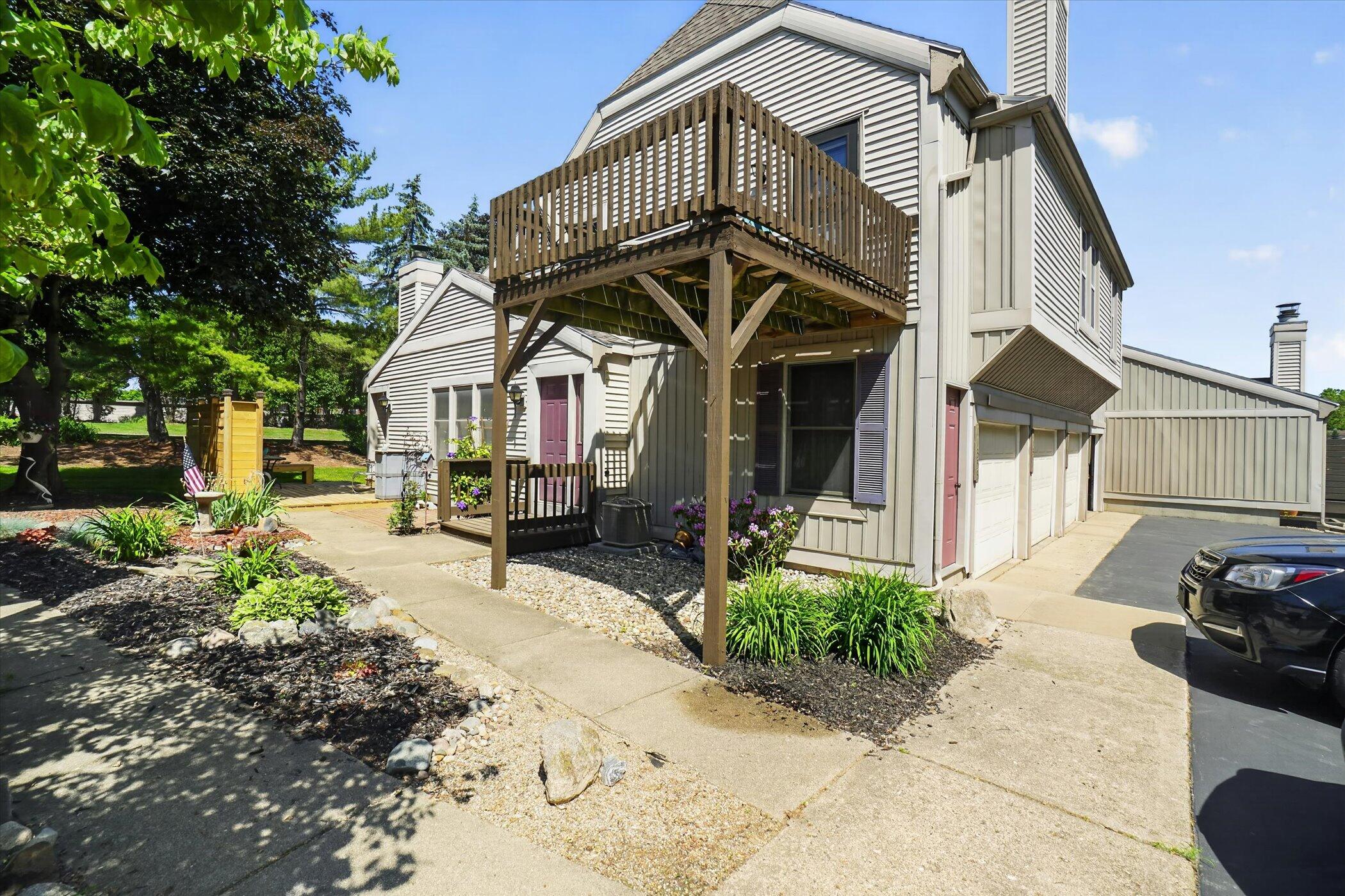 11353 River Ridge Drive, Unit 19 Allendale, MI 49401 - Photo 7 of 36 07-11353-River-Ridge-Dr-Windowstill