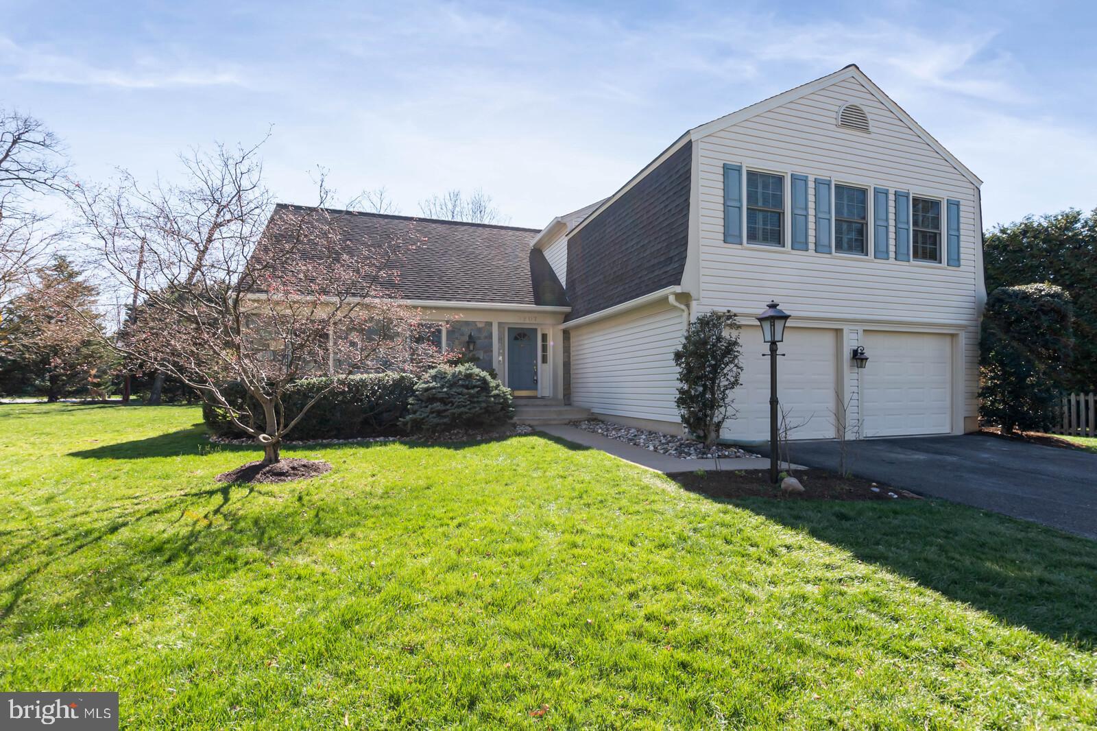 8207 Labbe Lane Vienna, VA 22182 - Photo 1 of 35 You're Home!