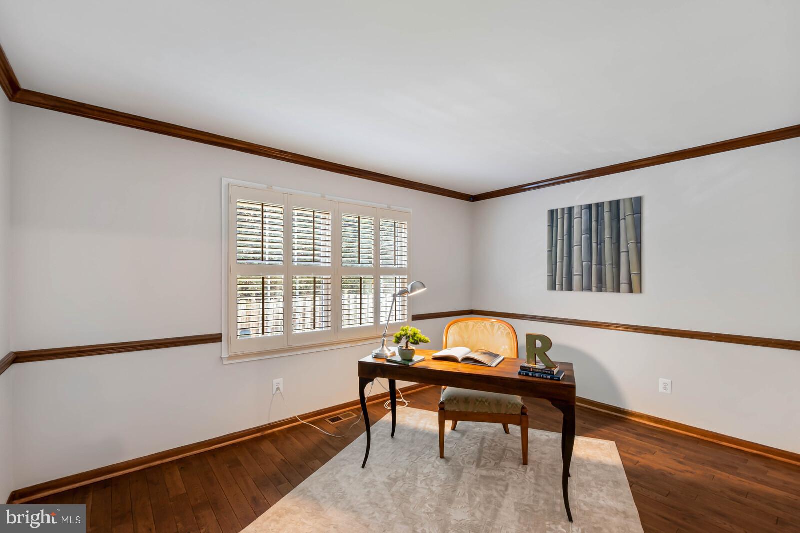 8207 Labbe Lane Vienna, VA 22182 - Photo 11 of 35 Main Level
Office/Den
