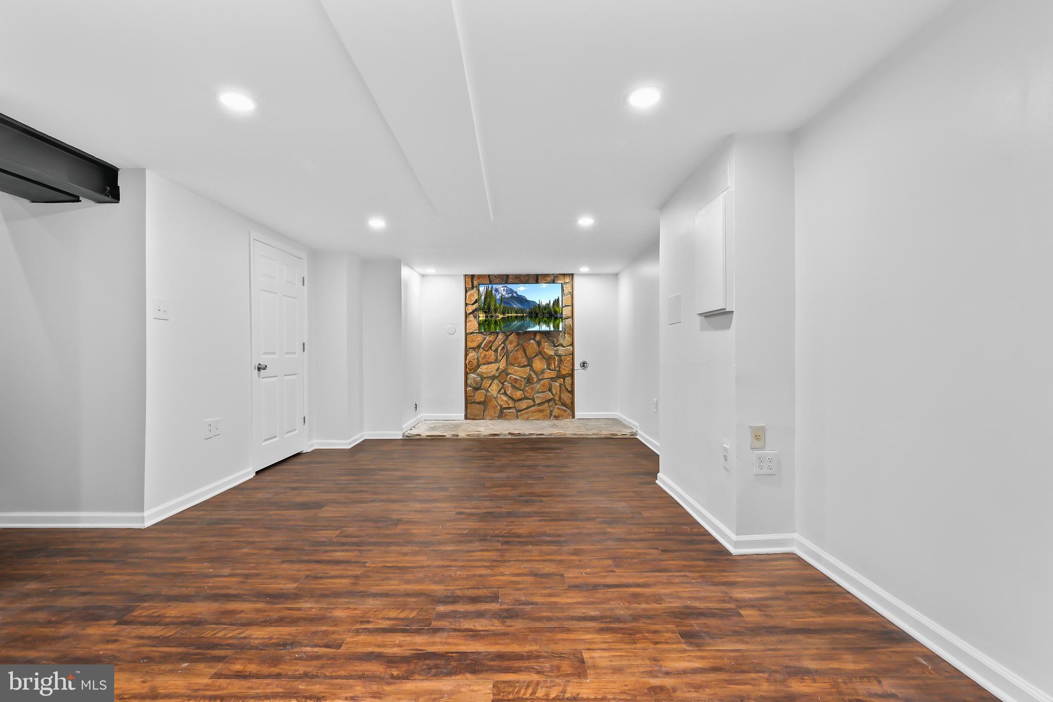 11591 Embers Court Reston, VA 20191 - Photo 21 of 51