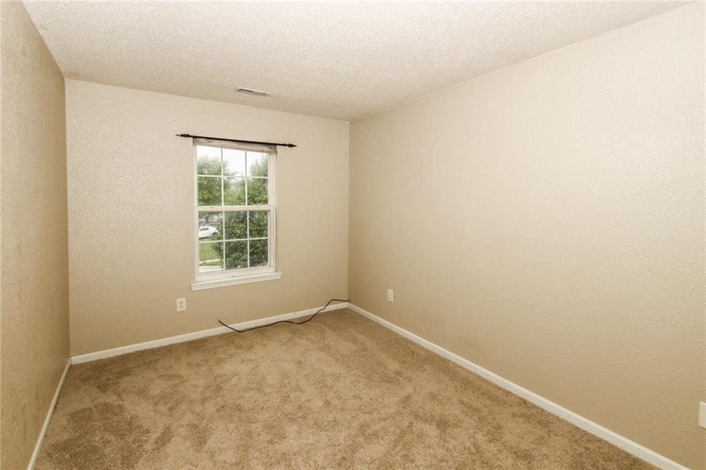 1346 Cliff Ridge Lane Indianapolis, IN 46217 - Photo 16 of 24 Gallery Image 16