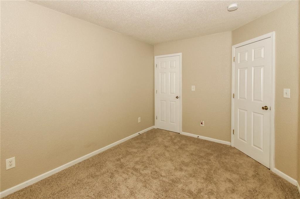 1346 Cliff Ridge Lane Indianapolis, IN 46217 - Photo 17 of 24 Gallery Image 17