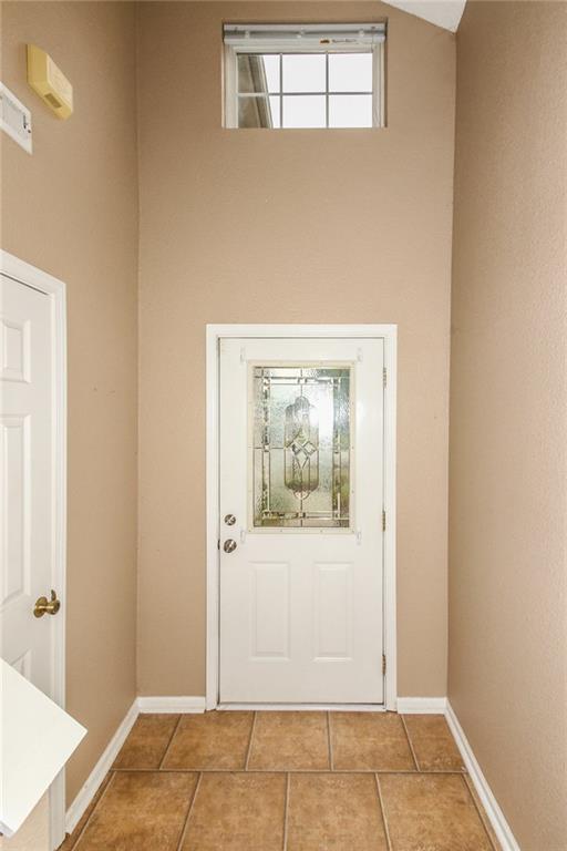 1346 Cliff Ridge Lane Indianapolis, IN 46217 - Photo 3 of 24 Gallery Image 3