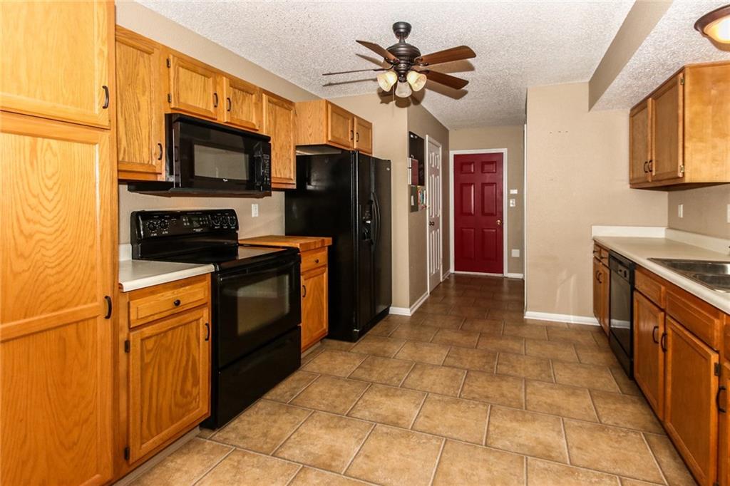 1346 Cliff Ridge Lane Indianapolis, IN 46217 - Photo 9 of 24 Gallery Image 9