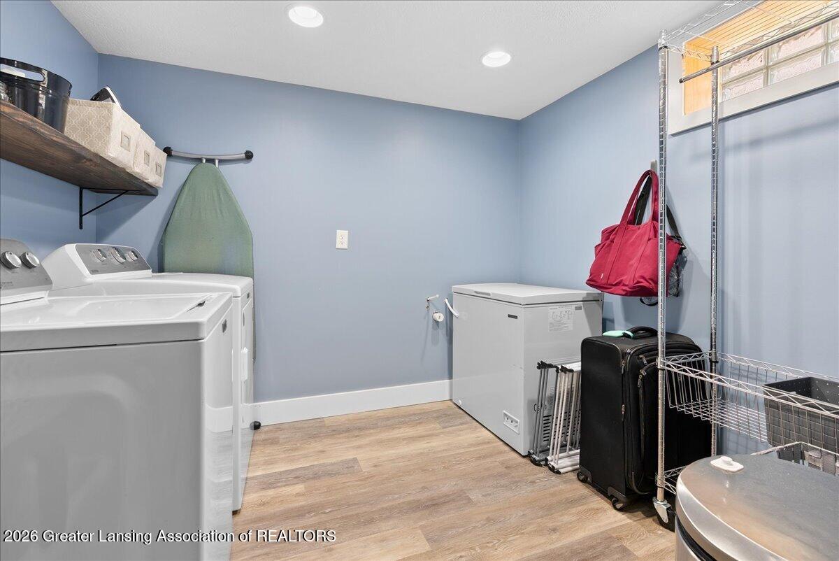 205 West Herbison Road Dewitt, MI 48820 - Photo 22 of 32 18-Media Jett - 12