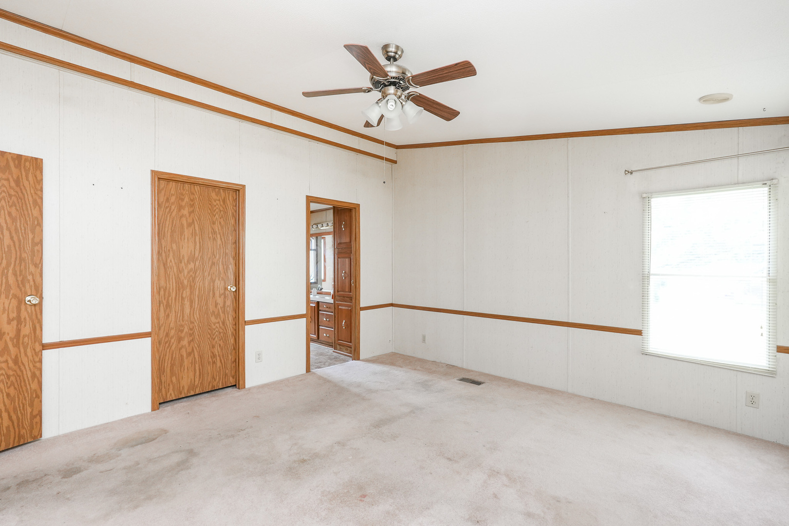 59 Maple Lane Manteno, IL 60950 - Photo 17 of 26 a view of an empty room