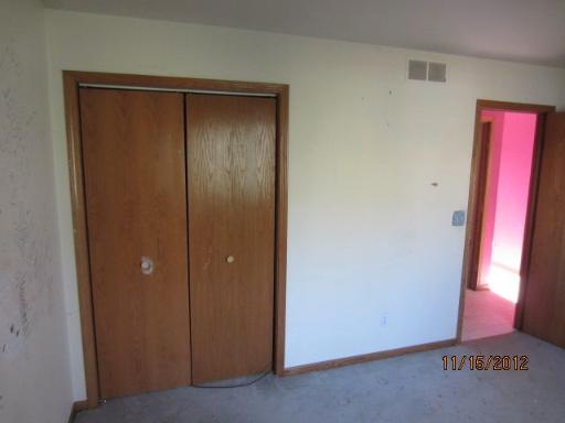 909 Lake Summerset Road Davis, IL 61019 - Photo 4 of 8 a view of an empty room