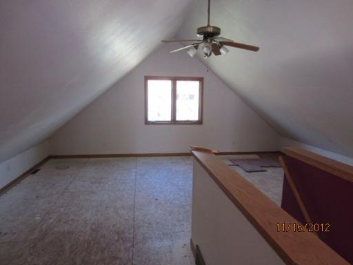 909 Lake Summerset Road Davis, IL 61019 - Photo 8 of 8 a view of entryway and hall with a window