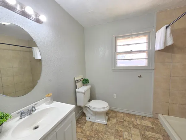 $74,500 | 18 Houston Road, Tulia, TX 79088
