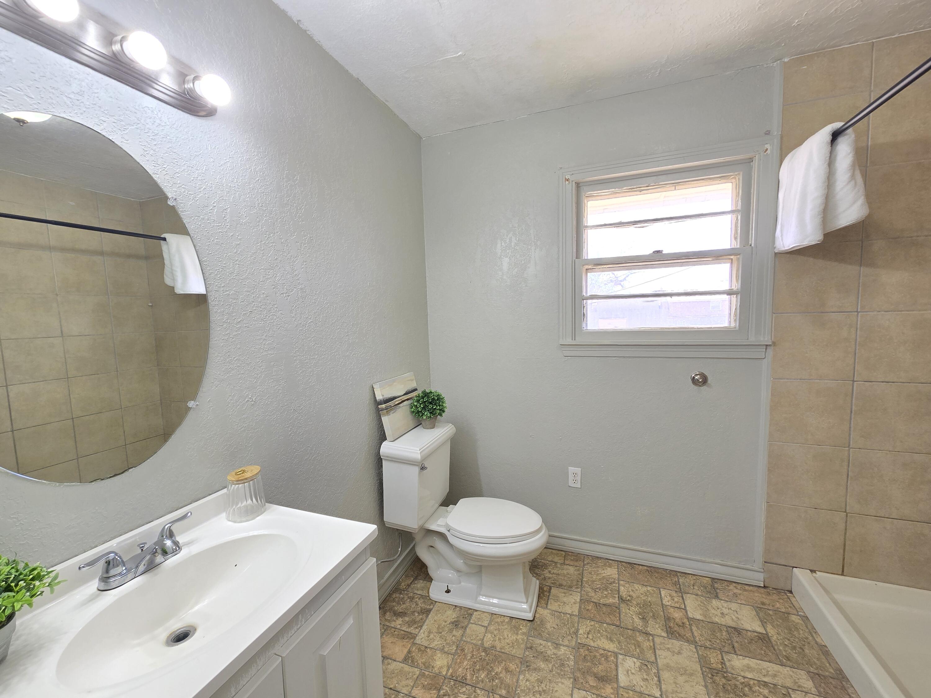 18 Houston Road Tulia, TX 79088 - Photo 4 of 20 20260403_150315