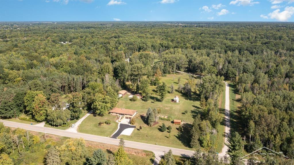 3275 East Monroe Road Midland, MI 48642 - Photo 34 of 38 50089506-35.JPG