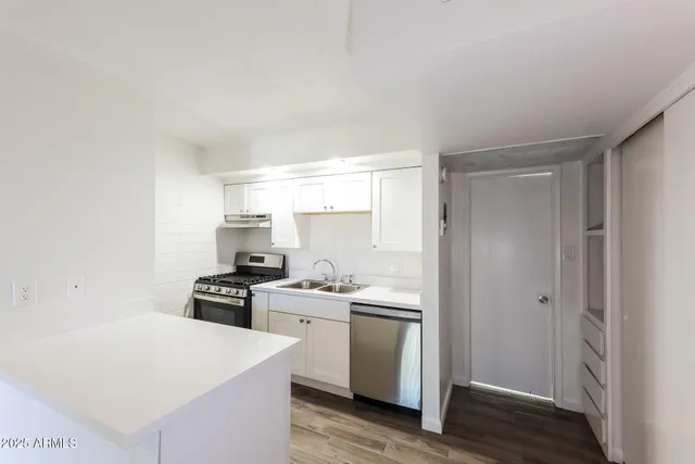 $980 | 6320 North 16th Street, Unit 217, Phoenix, AZ 85016