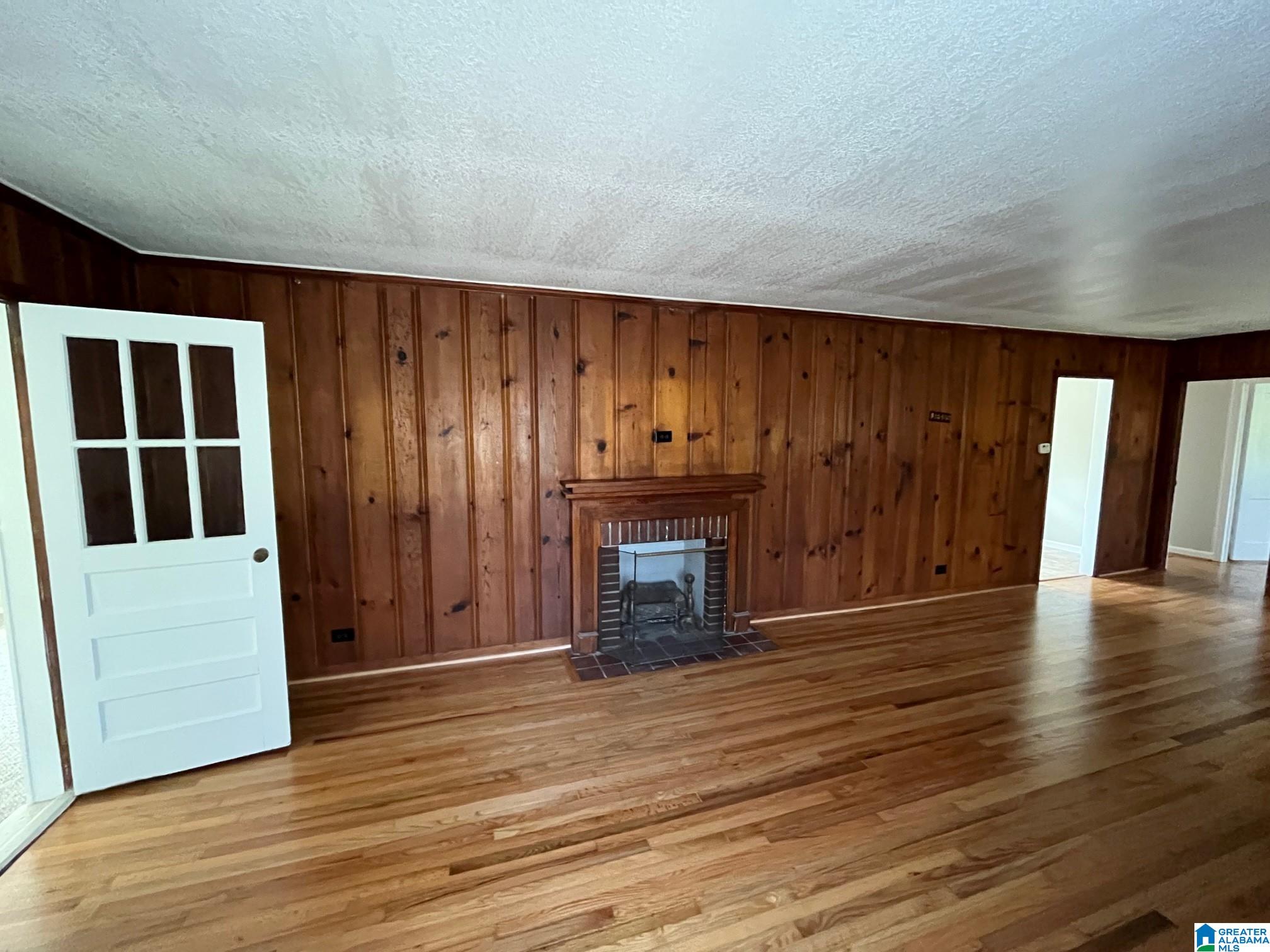 553 Polly Reed Road Northeast Birmingham, AL 35215 - Photo 11 of 15