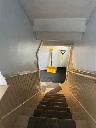 $2,250 | 12 Third School Street, Unit 2, Bristol, RI 02809