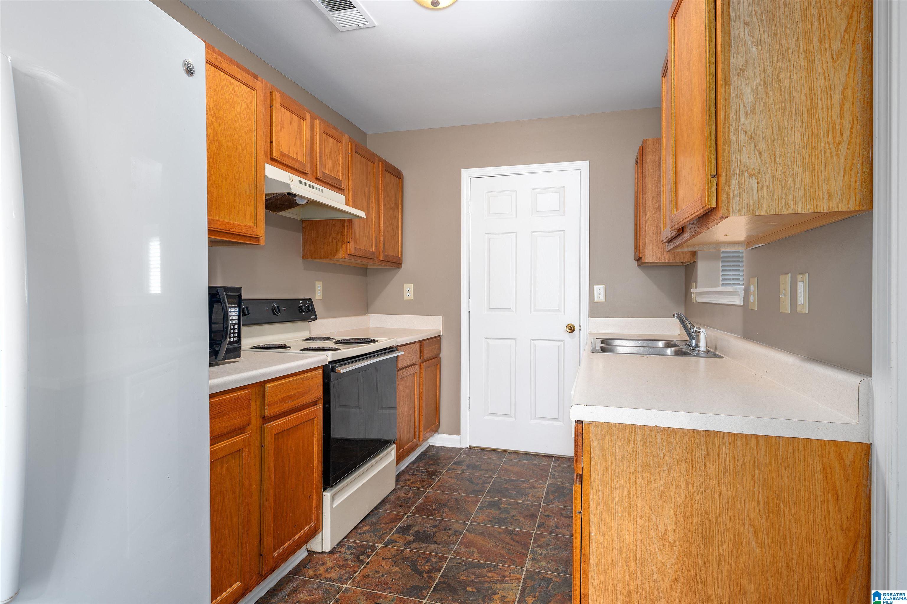 1041 Georgetown Lane Birmingham, AL 35217 - Photo 12 of 23
