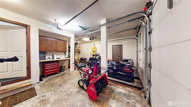 $625,000 | 80 Evergreen Way, Easton, WA 98925