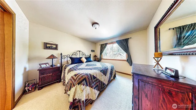 $625,000 | 80 Evergreen Way, Easton, WA 98925