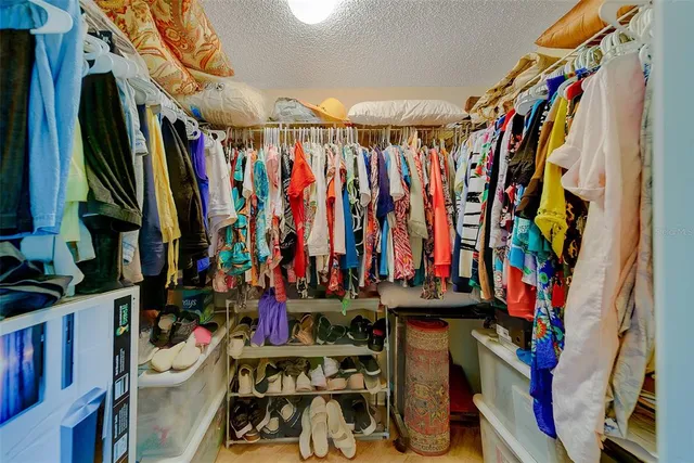 a en suite bathroom with a toilet sink and shower