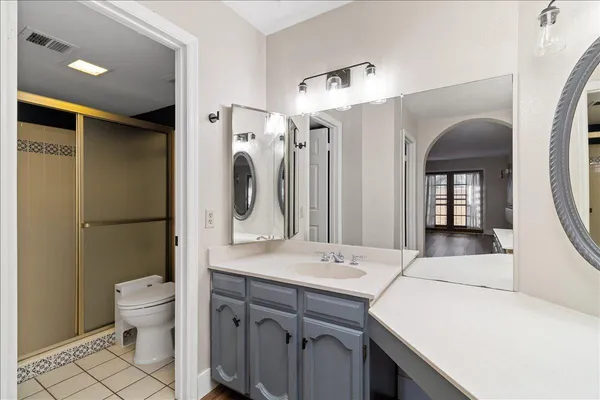 $2,100 | 16646 North 29th Drive, Phoenix, AZ 85053