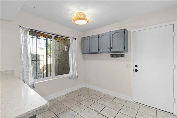 $2,100 | 16646 North 29th Drive, Phoenix, AZ 85053