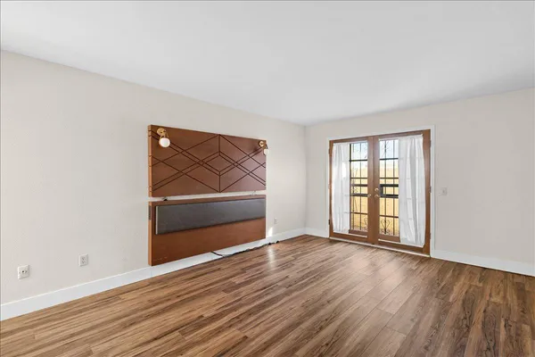 $2,100 | 16646 North 29th Drive, Phoenix, AZ 85053