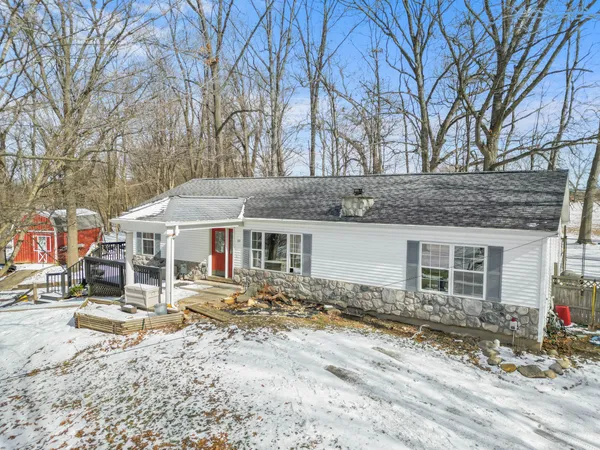 $244,900 | 519 Crest Lane, Jonesville, MI 49250