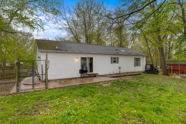 $244,900 | 519 Crest Lane, Jonesville, MI 49250