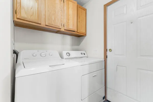 $244,900 | 519 Crest Lane, Jonesville, MI 49250