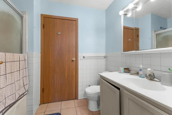 $244,900 | 519 Crest Lane, Jonesville, MI 49250