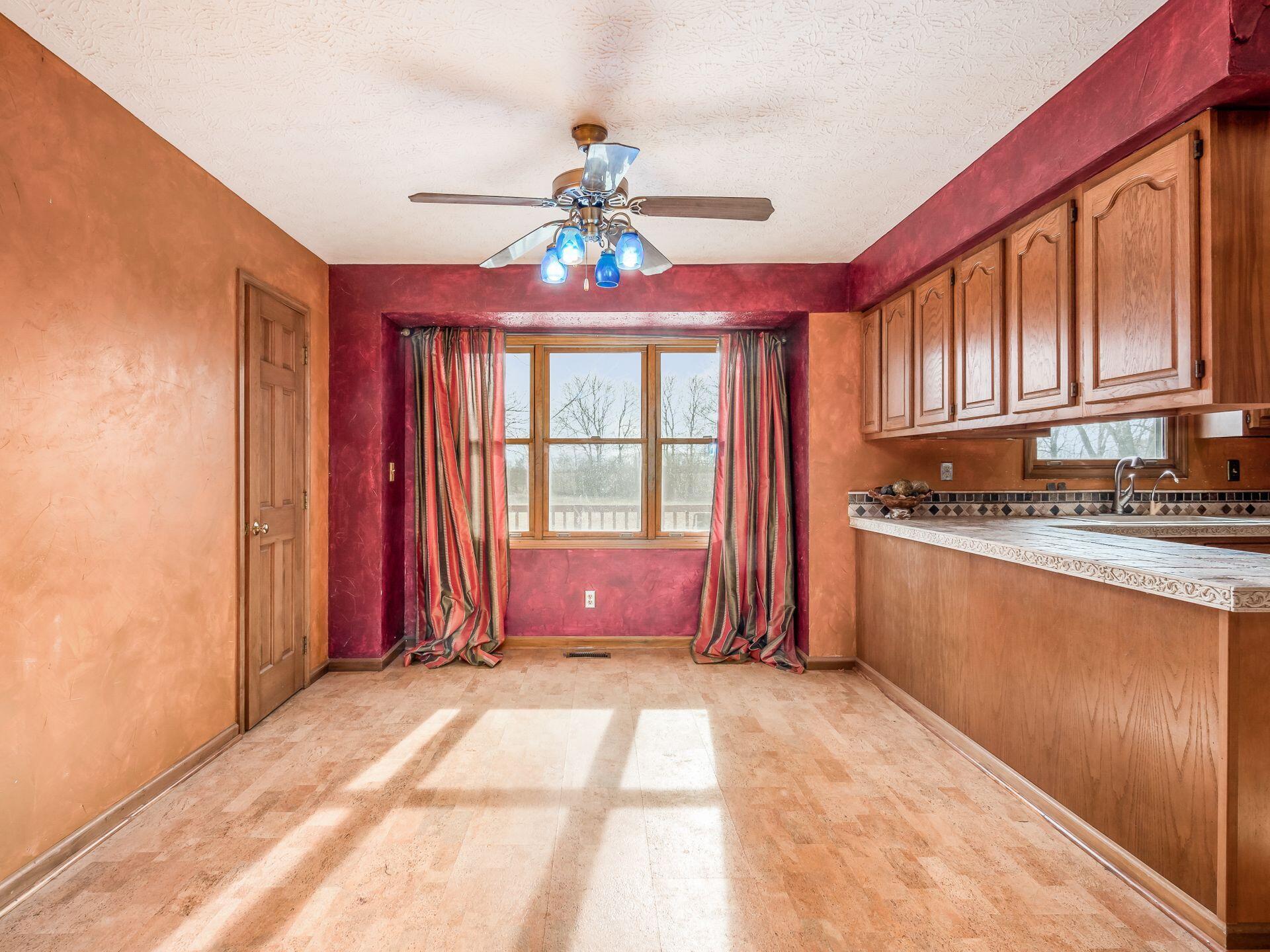 15875 London Road Orient, OH 43146 - Photo 8 of 42 008_57a6d9_A 15875 London 046