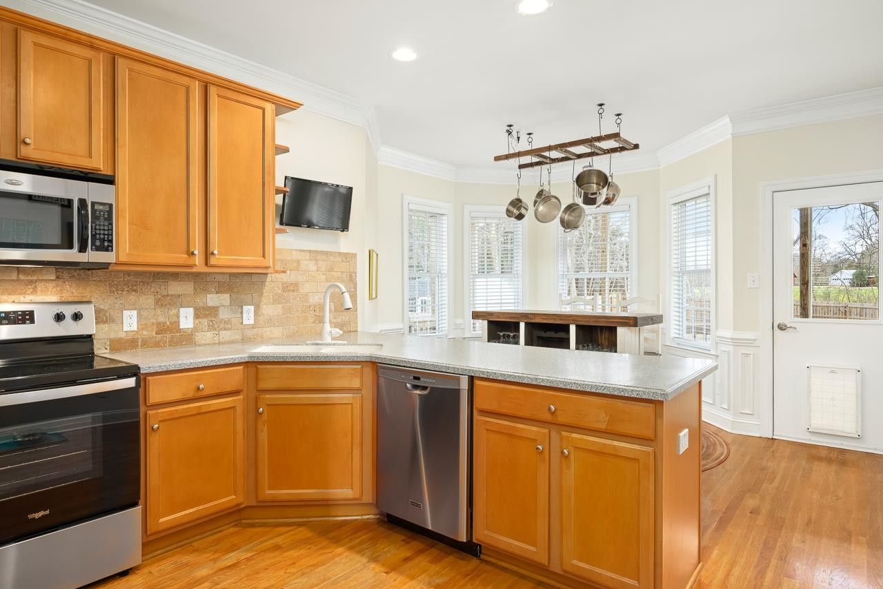 1004 Newburgh Circle Raleigh, NC 27603 - Photo 11 of 41 Photo 11