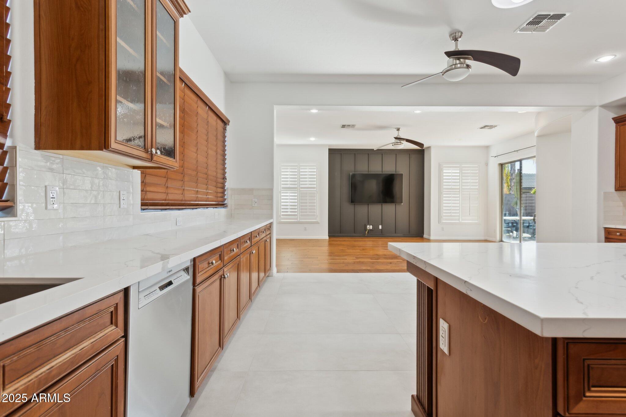 691 East Elgin Street Gilbert, AZ 85295 - Photo 15 of 80 14-web-or-mls-691-e-elgin-st