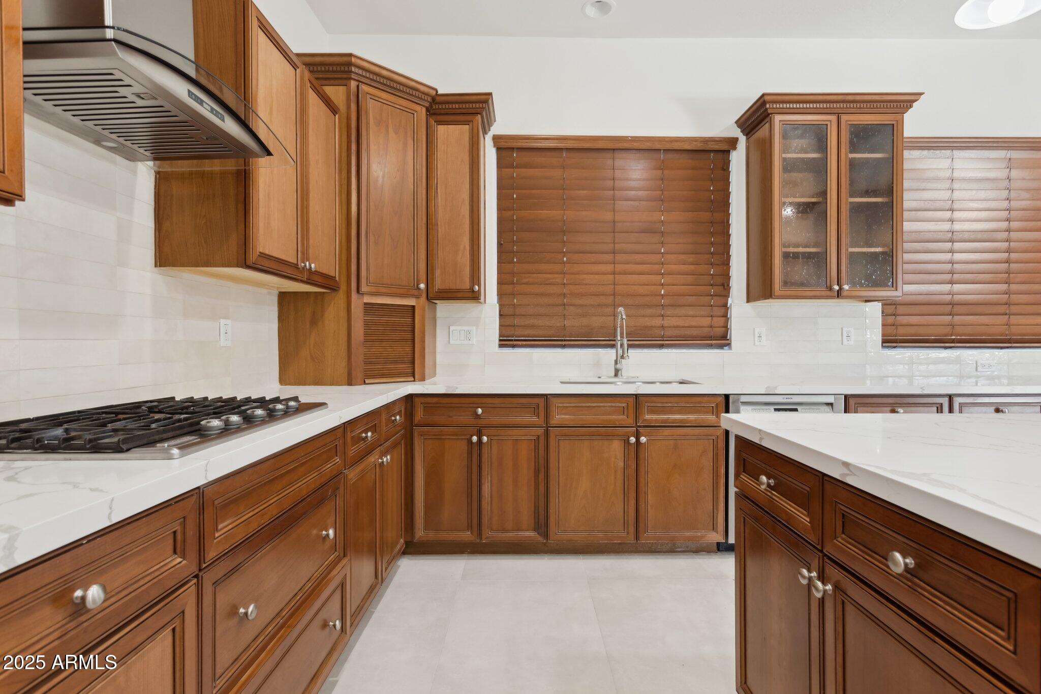 691 East Elgin Street Gilbert, AZ 85295 - Photo 16 of 80 15-web-or-mls-691-e-elgin-st