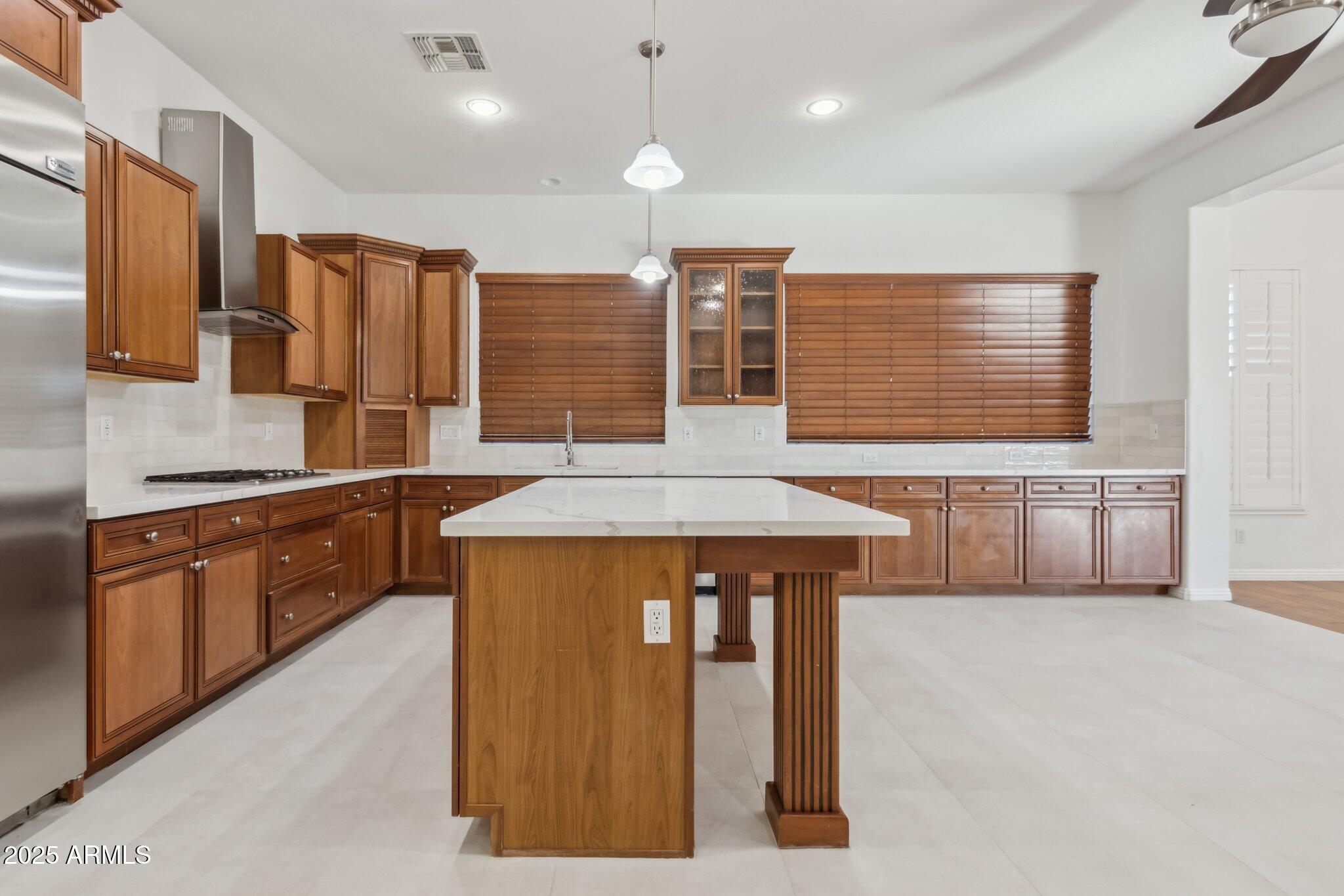 691 East Elgin Street Gilbert, AZ 85295 - Photo 17 of 80 16-web-or-mls-691-e-elgin-st