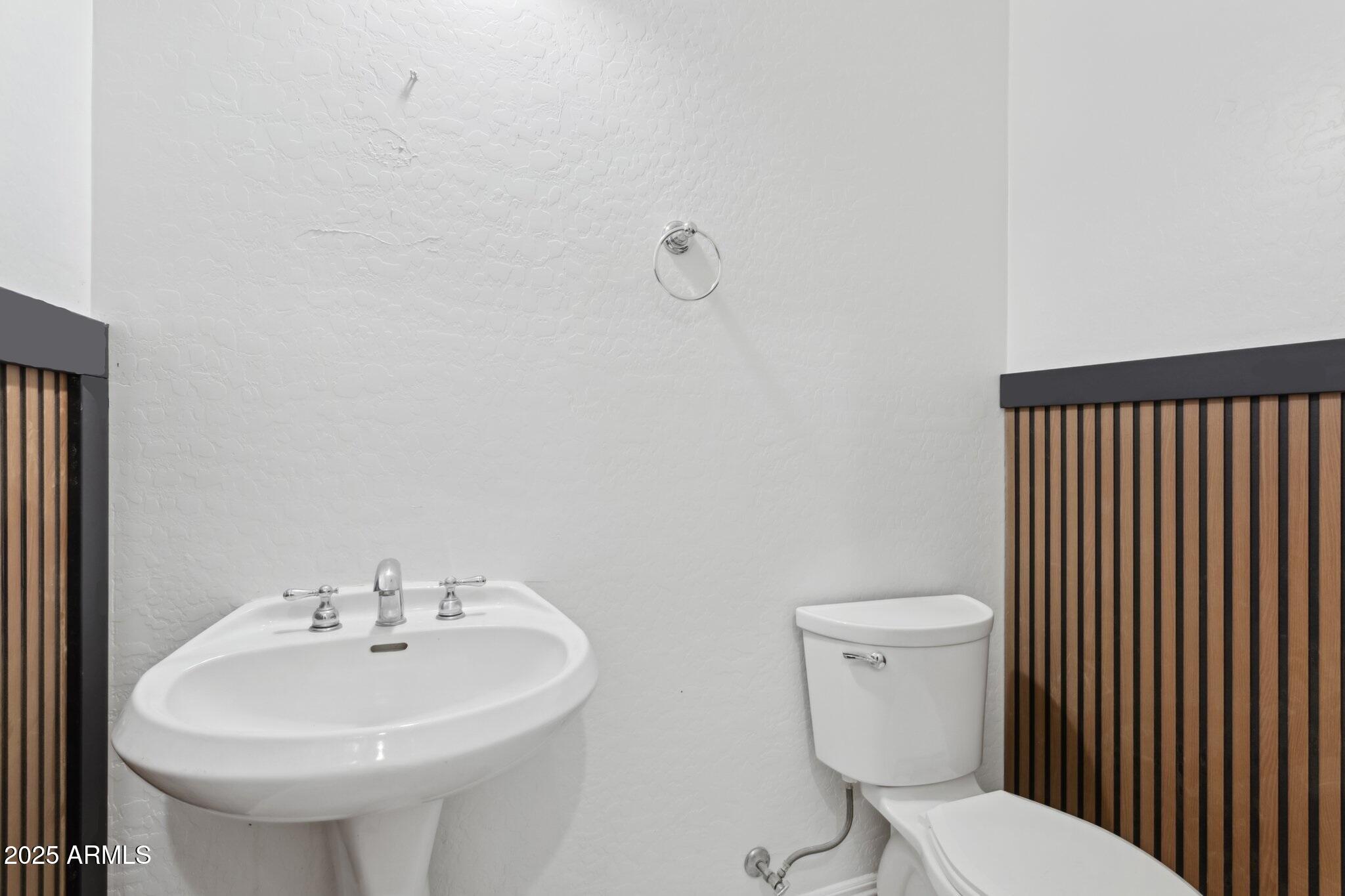 691 East Elgin Street Gilbert, AZ 85295 - Photo 23 of 80 Powder Room