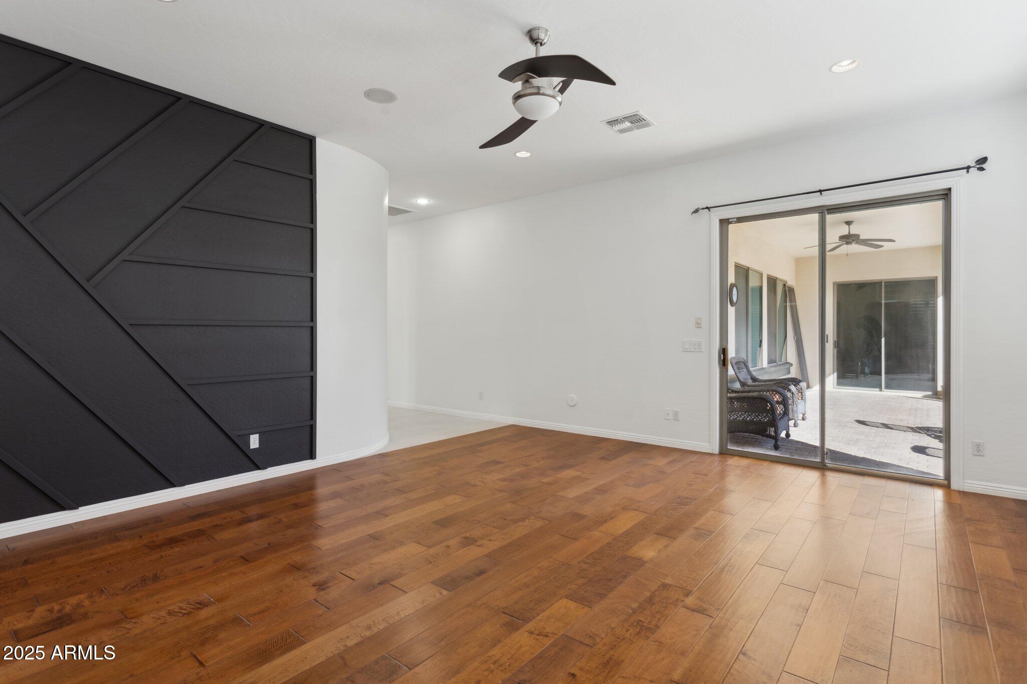 691 East Elgin Street Gilbert, AZ 85295 - Photo 24 of 80 Master Bed