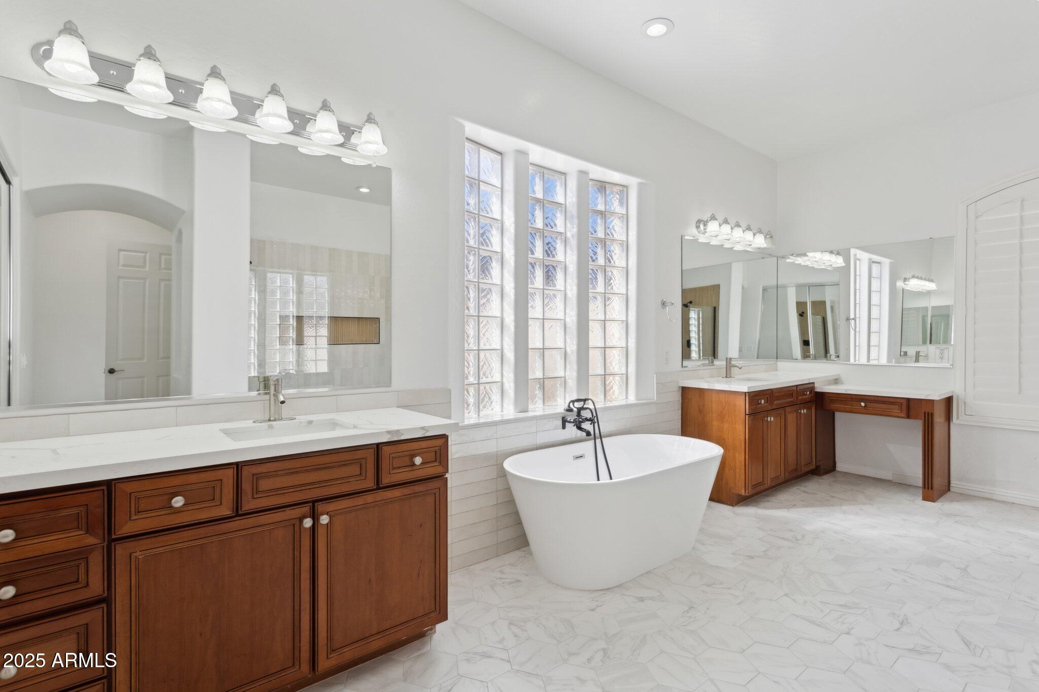 691 East Elgin Street Gilbert, AZ 85295 - Photo 28 of 80 31-web-or-mls-691-e-elgin-st