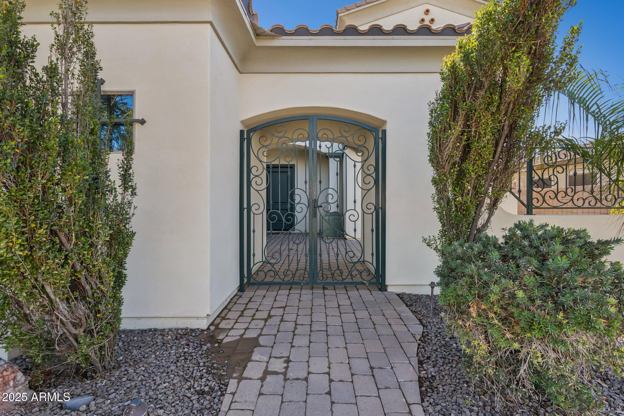 691 East Elgin Street Gilbert, AZ 85295 - Photo 5 of 80 5-web-or-mls-691-e-elgin-st