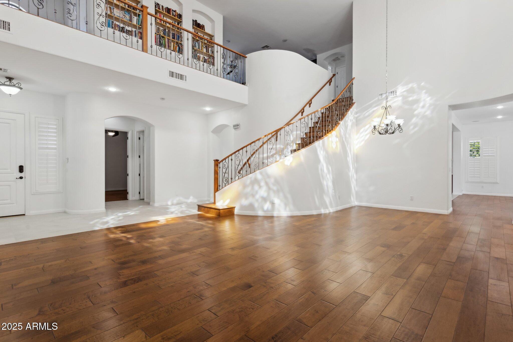 691 East Elgin Street Gilbert, AZ 85295 - Photo 8 of 80 7-web-or-mls-691-e-elgin-st