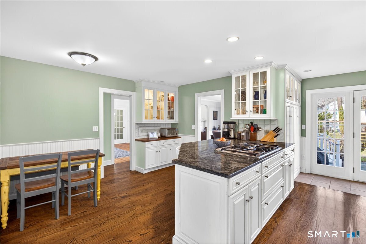 88 Churchill Road Hamden, CT 06517 - Photo 13 of 40