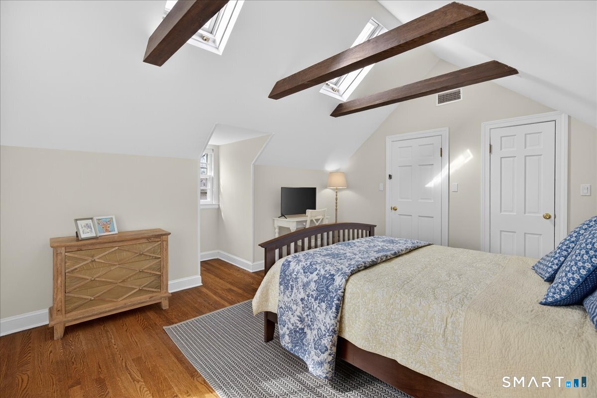 88 Churchill Road Hamden, CT 06517 - Photo 19 of 40