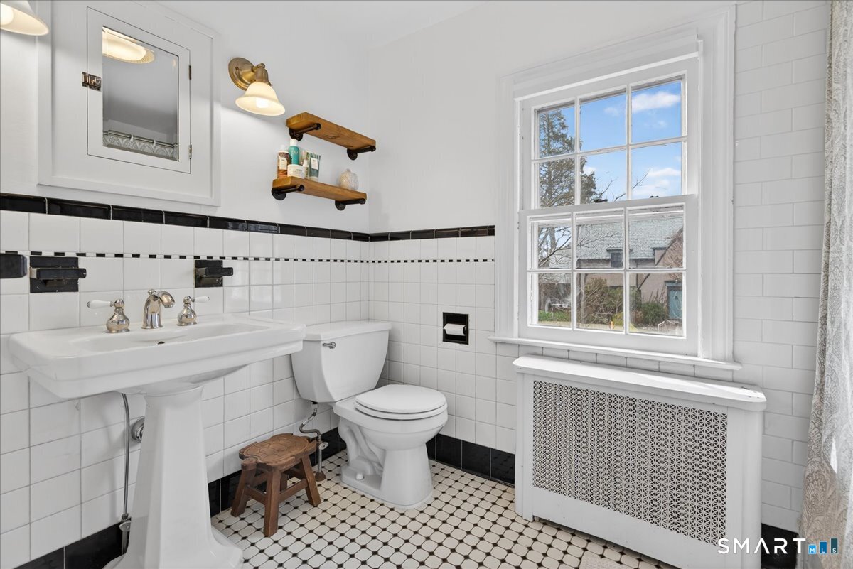 88 Churchill Road Hamden, CT 06517 - Photo 27 of 40